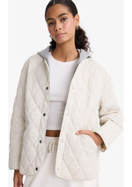 Su Geçirmez Çift Taraflı Regular Fit Kapitoneli Çıtçıtlı Mont E8698AX25AU fırsatları