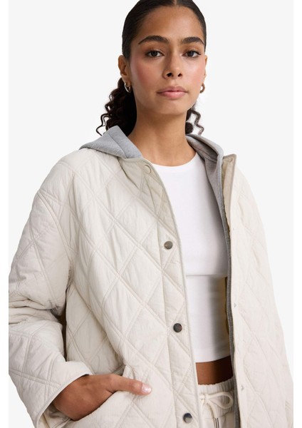 Su Geçirmez Çift Taraflı Regular Fit Kapitoneli Çıtçıtlı Mont E8698AX25AU indirimleri