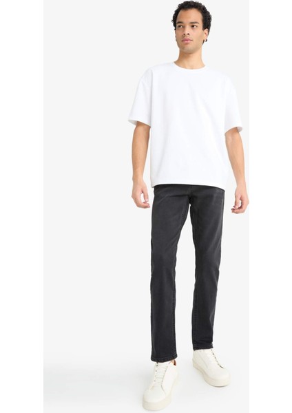 Pedro Slim Fit Dar Kalıp Normal Bel Dar Paça Jean Pantolon F2922AX25AU