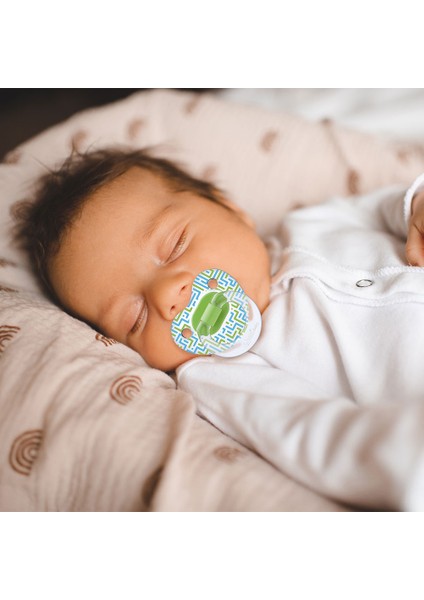 Şeffaf Desenli Damaklı Emzik No:3 Yeşil 18+ Ay