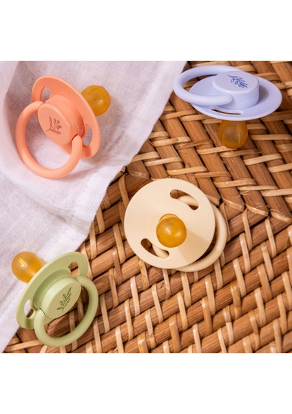 Pure Yuvarlak Uçlu Kauçuk Emzik No:3 Mavi 18+ Ay