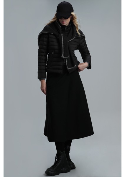 Mary Kaz Tüyü Kadın Mont Siyah
