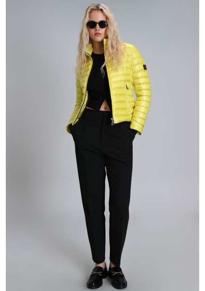 Mary Kaz Tüyü Kadın Mont Siyah