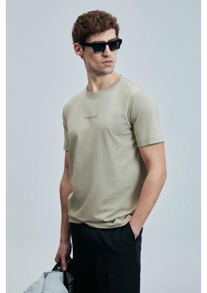 Valor Modern Grafik T- Shirt