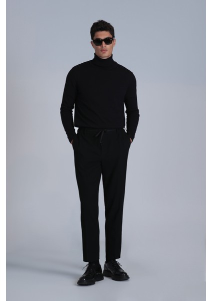 Soıl Erkek Kazak Siyah