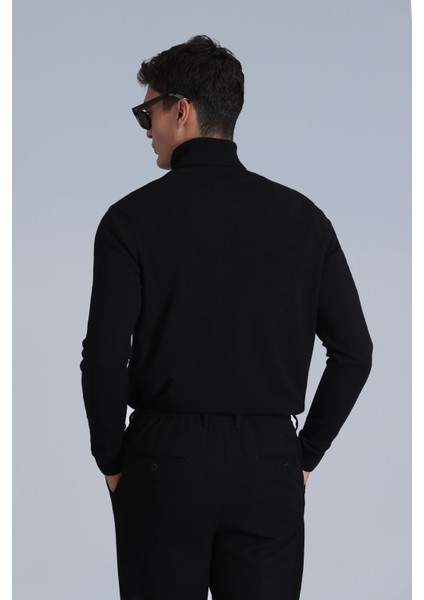 Soıl Erkek Kazak Siyah