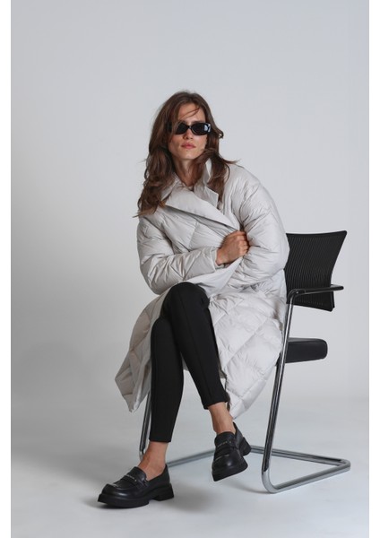 Lucy Kaz Tüyü Kadın Mont Siyah