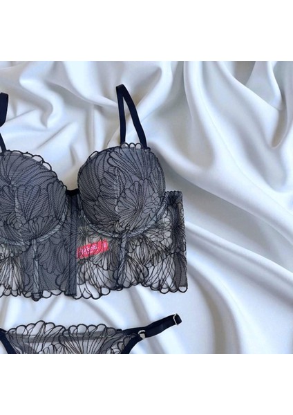 Ithal Dantel Işlemeleriyle Özel Tasarım Destekli Iç Çamaşırı Takımı indirimleri