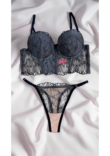 Ithal Dantel Işlemeleriyle Özel Tasarım Destekli Iç Çamaşırı Takımı