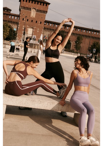 Siyah Yüksek Destekli Fermuarlı Premium Spor Sütyeni