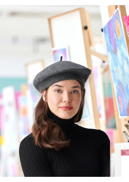 Füme Bayan Ressam Bere