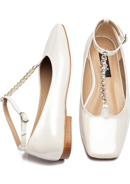 Kadın Taş Tokalı Parlak Babet Ayakkabı 2205 fırsatları