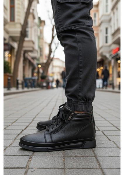 Titan Hakiki Deri Içi Kürklü Fermuarlı ve Bağcıklı Erkek Kışlık Bot