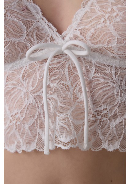 Kırık Beyaz Aksesuarlı Çiçekli Dantelli Crop Bralet fiyatları