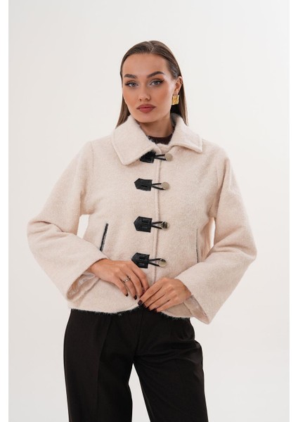 Deri Biyeli Floto Cepli Tokalı Krem Ceket SRP1091 indirimleri