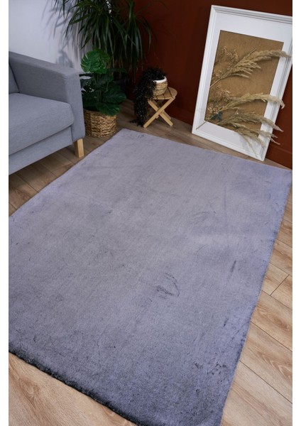 Solo 1614 Gri - Tüy Dökmez Kaydırmaz Tabanlı Modern Peluş Halı