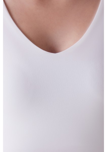 V Yaka Askılı Beyaz Üst