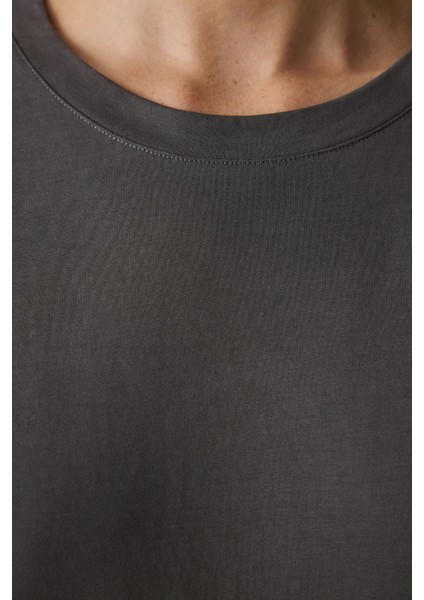 Antrasit Bisiklet Yaka Modal Tişört