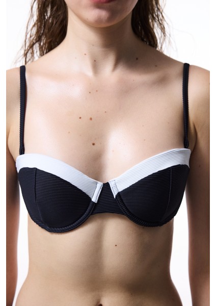 Siyah Nova Straplez Bikini Üstü