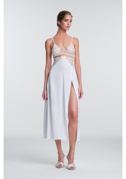 Kırık Beyaz Scarlett Dantelli V Yaka Balensiz Uzun Gecelik