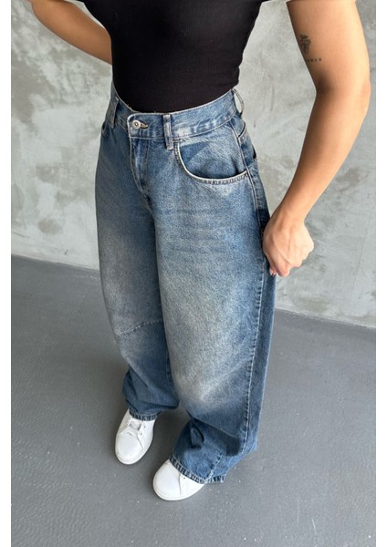 Toka Detaylı Koyu Mavi Bol Kesim Geniş Paça Rahat Baggy Jean Pantolon Mavi / 30
