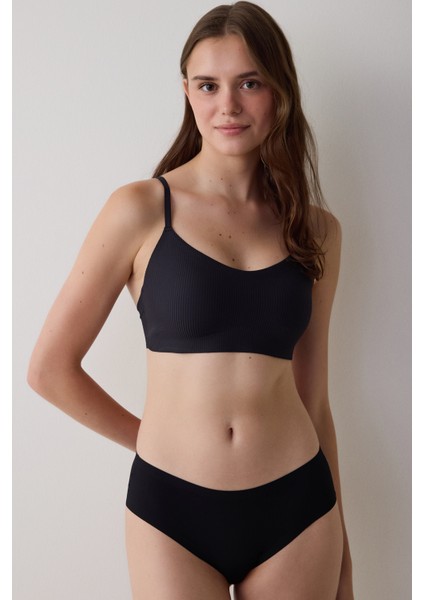 Siyah Fit Dikişsiz Balensiz Push Up Sütyen
