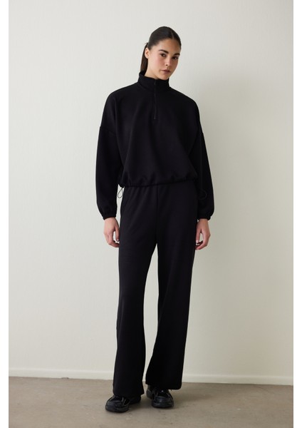 Siyah Silky Feel Dik Yaka Crop Sweatshirt