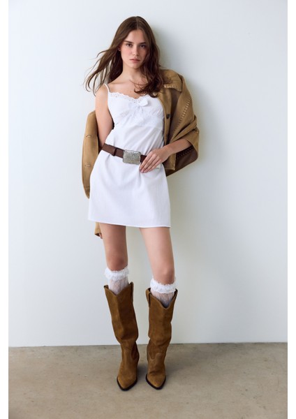 Optik Beyaz Alia Puantiyeli Dantelli Pamuklu V Yaka Gecelik