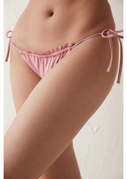 Pembe Lupine Fırfır Detaylı Bağlamalı Bikini Altı