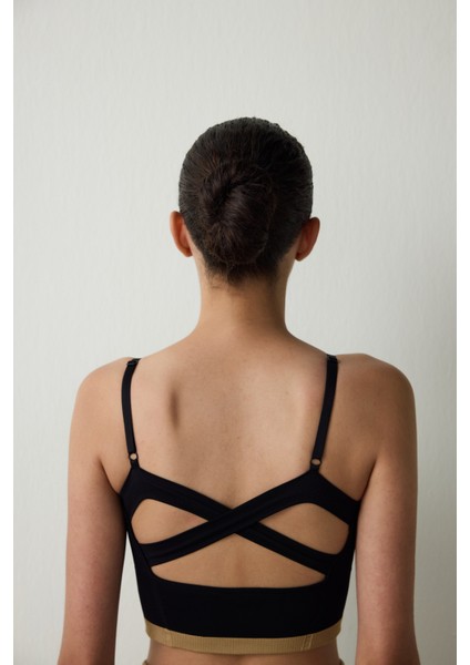 Siyah Dikişsiz Seamless Çapraz Askılı Spor Sütyeni