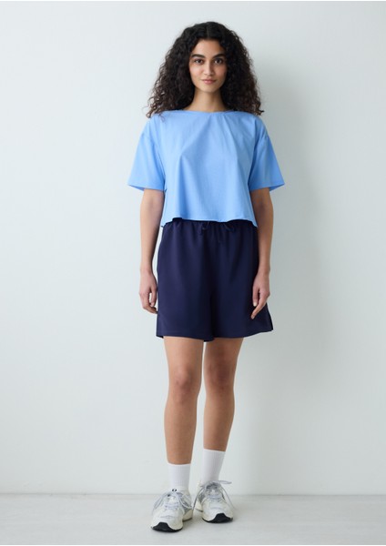 Mavi Sırt Detaylı Tişört