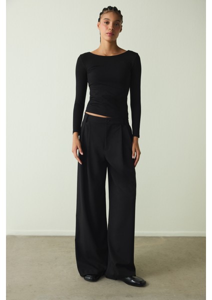 CUPsecret Kendinden Pedli Siyah Bisiklet Yaka Uzun Kollu Slim Fit Üst