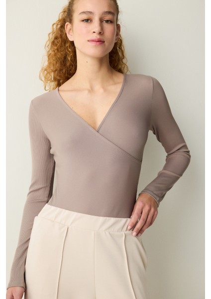 Antrasit Yaka Detay Uzun Kollu Bodysuit