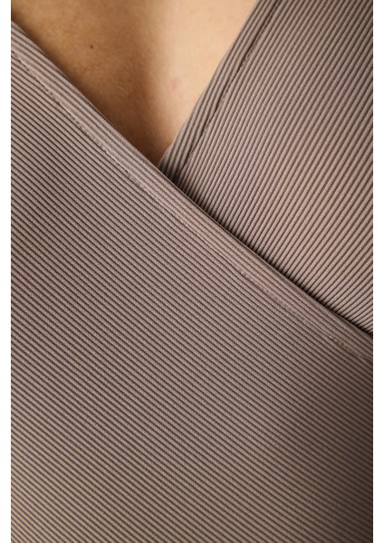 Antrasit Yaka Detay Uzun Kollu Bodysuit