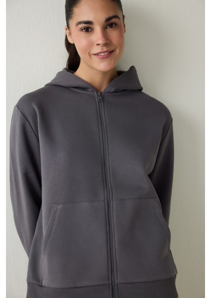 Gri Fermuarlı Kapüşonlu Spor Sweatshirt