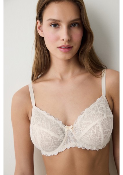 Curvy Lace Bej Sütyen