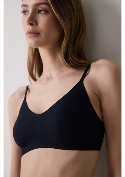 Zerogram - Ribbed Light Invisible Siyah Sütyen