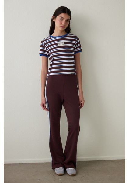 Kahverengi Bozkır Lalesi Bisiklet Yaka Pamuklu Çizgili Crop Tişört - Inspired by Flora