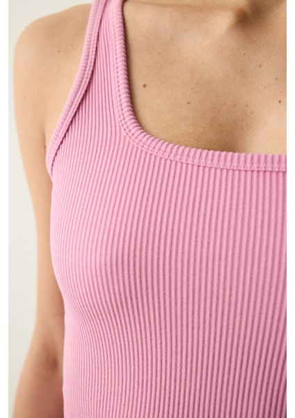 Pembe Dikişsiz Seamless Kare Yaka Üst