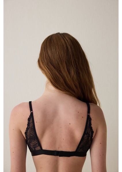 Siyah Çiçek Desenli Dantelli Balensiz Kapsız Üçgen Sütyen