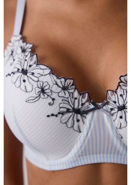 Çizgili Marvel Brode Detaylı Balenli Dolgusuz Toparlayıcı Sütyen