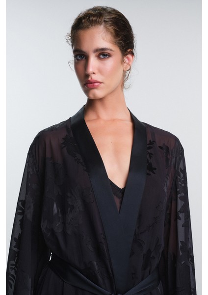 Siyah Amara Çiçek Desenli Uzun Kollu Sabahlık