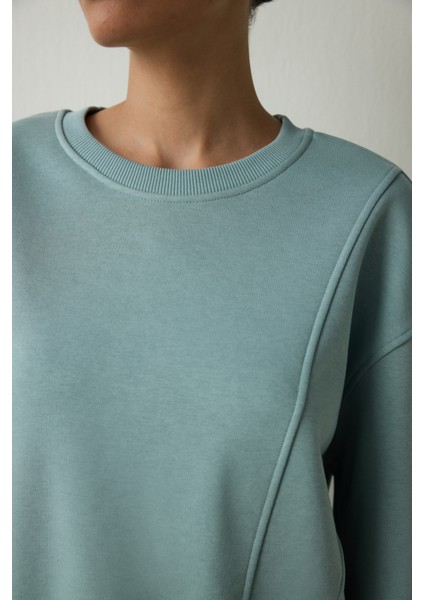 Mint Curvy Side Bisiklet Yaka Oversize Crop Sweatshirt