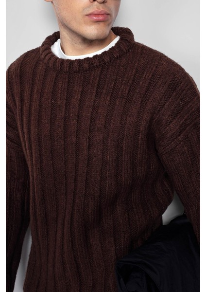 Erkek Oversize Kalın Fitilli Triko Kazak Kahve modelleri