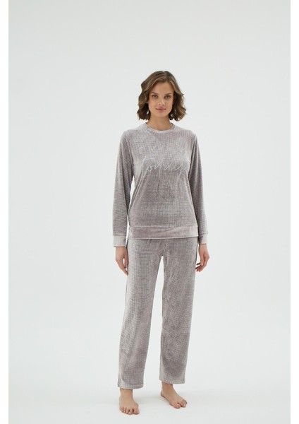 Kadın Uzun Kollu Rose Renk Kadife Pijama Takımı C7T7N171
