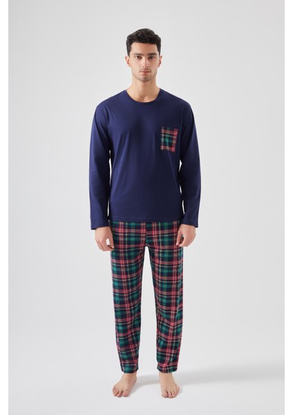 Erkek Pamuklu Göğüs Cepli Lacivert- Kırmızı Ekose Desenli Uzun Kollu Cep Detaylı Pijama Takımı fırsatları