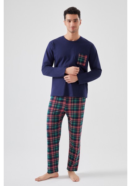 Erkek Pamuklu Göğüs Cepli Lacivert- Kırmızı Ekose Desenli Uzun Kollu Cep Detaylı Pijama Takımı