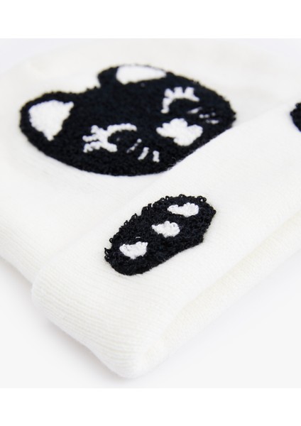 Işlemeli Kedi Desenli Triko Bere modelleri