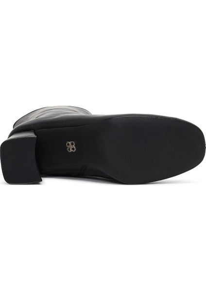 Kadın Siyah Fermuarlı Kalın Topuklu Bot 25WFE481318