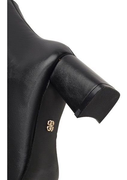 Kadın Siyah Fermuarlı Kalın Topuklu Bot 25WFE481318